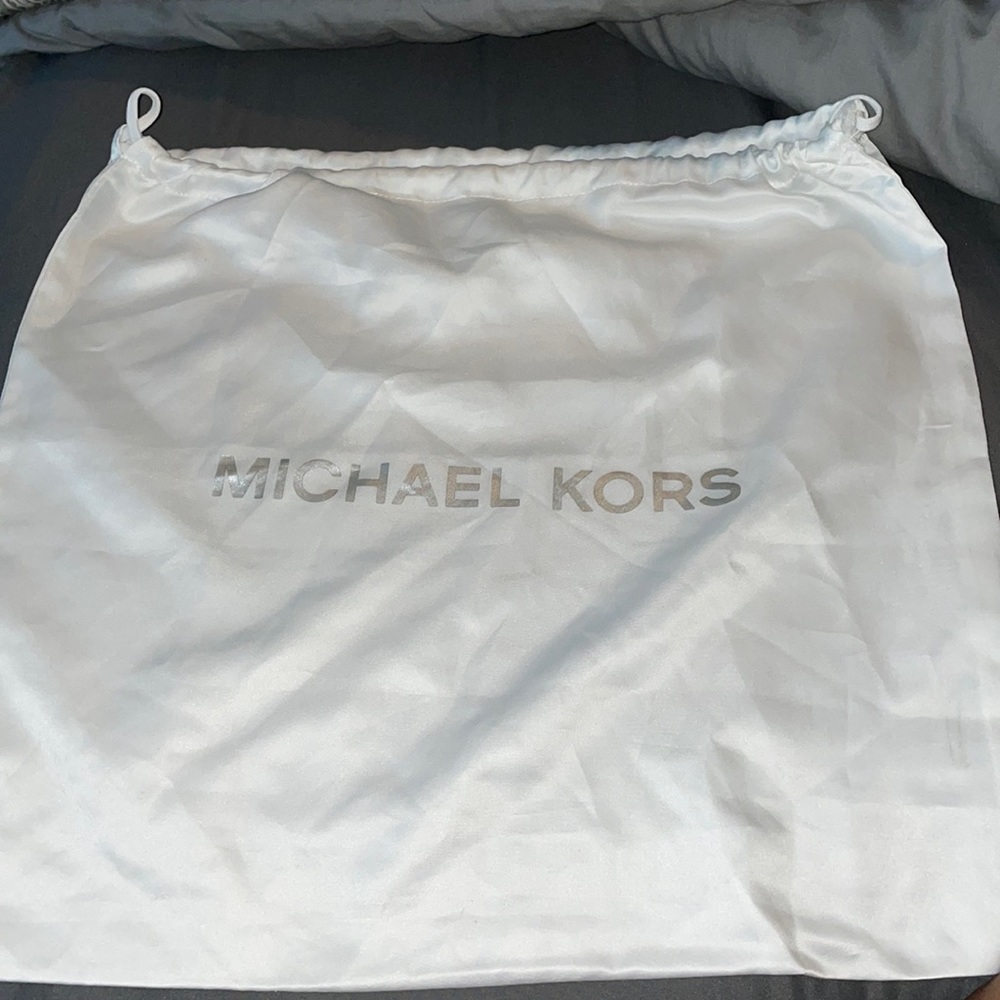 Mk dust cover
